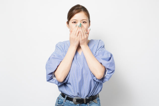 40代から気になる「お口のネバつき」。その正体は、失われゆく“天然の防御力”でした。